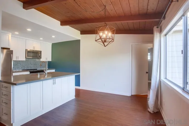 1760 Pacific Beach Dr, San Diego, California 92109