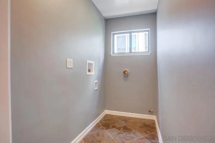 1760 Pacific Beach Dr, San Diego, California 92109