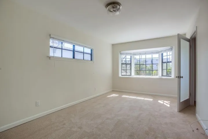 1760 Pacific Beach Dr, San Diego, California 92109