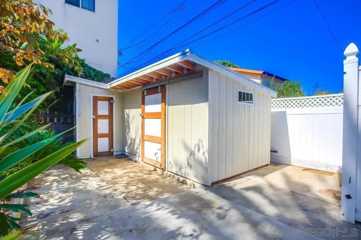 1760 Pacific Beach Dr, San Diego, California 92109