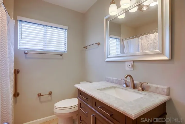 1760 Pacific Beach Dr, San Diego, California 92109