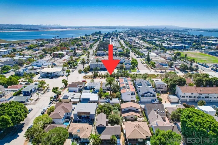 1760 Pacific Beach Dr, San Diego, California 92109
