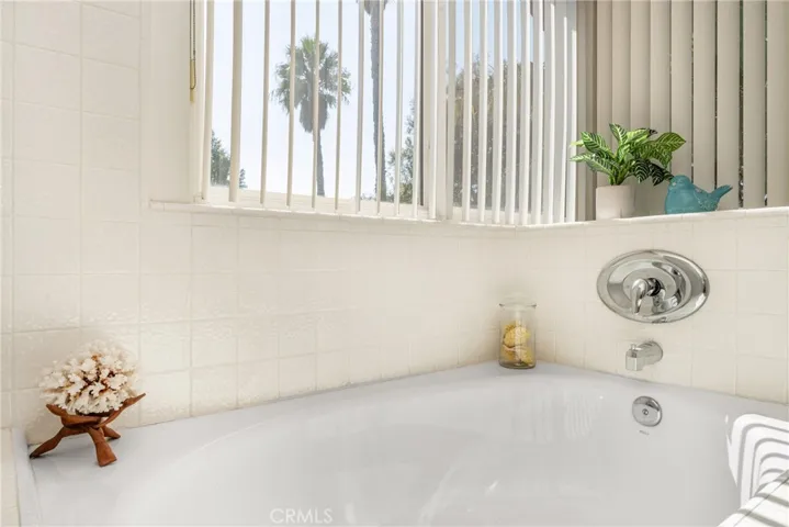 24440 Via Arriba Linda, Yorba Linda, California 92887