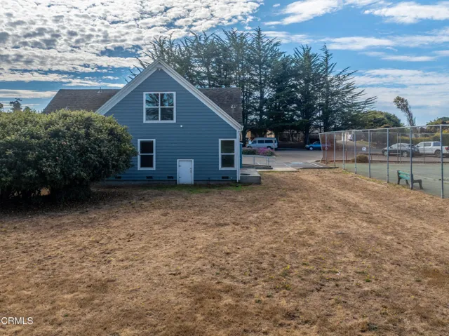North side and rest of the lot