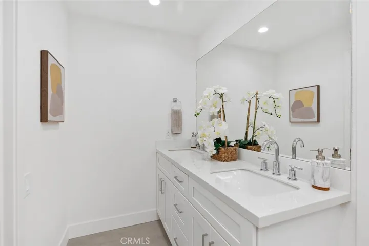 25652 Fallenwood, Lake Forest, California 92630