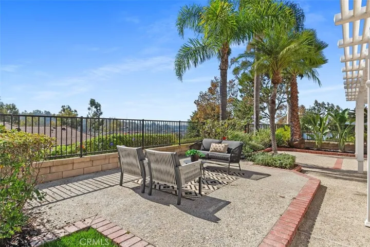 25652 Fallenwood, Lake Forest, California 92630