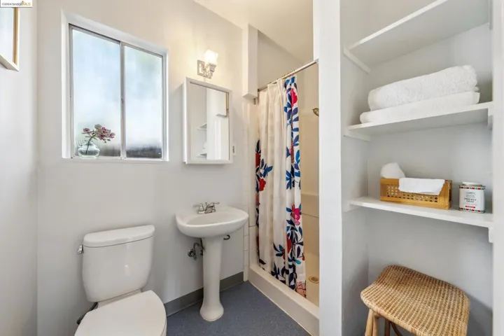 3808 Lincoln Ave, Oakland, California 94602