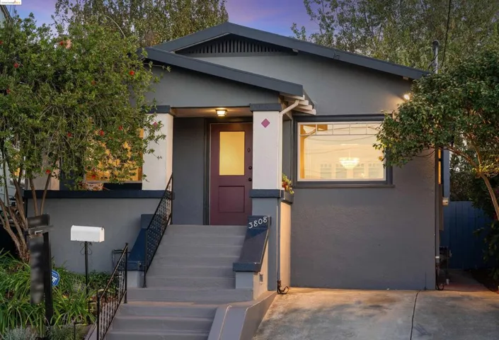 3808 Lincoln Ave, Oakland, California 94602