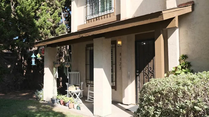 8323 Panorama Ridge Ct, Spring Valley, California 91977