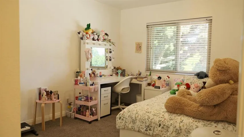 8323 Panorama Ridge Ct, Spring Valley, California 91977