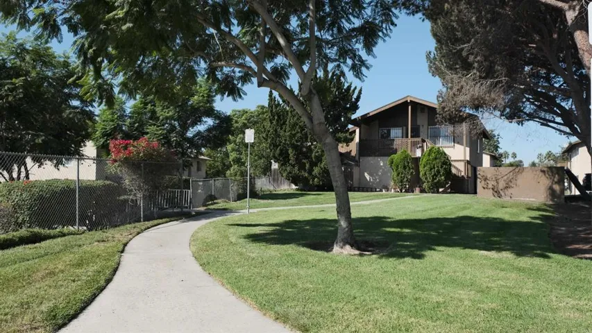 8323 Panorama Ridge Ct, Spring Valley, California 91977