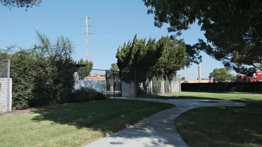 8323 Panorama Ridge Ct, Spring Valley, California 91977