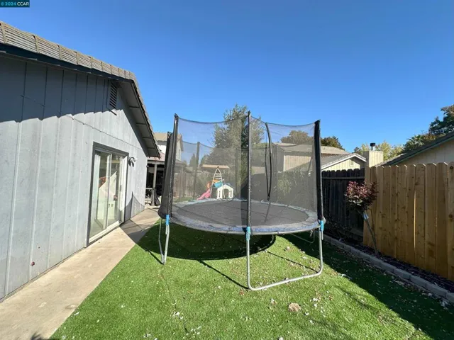 1876 Quail Meadows Cir, Vacaville, California 95687