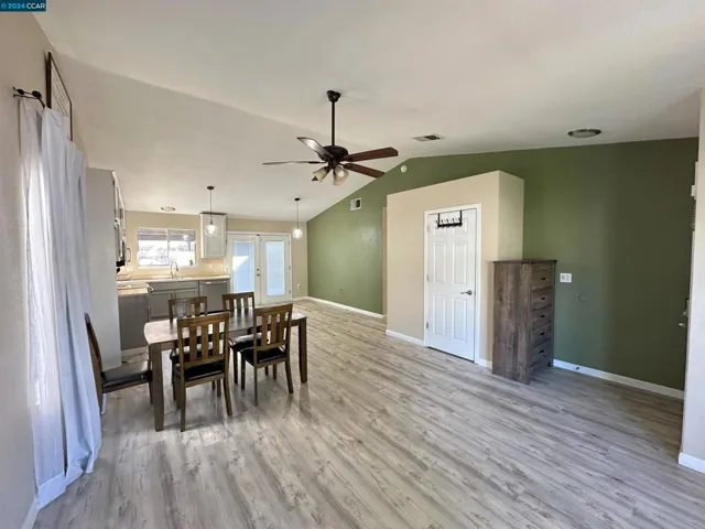 1876 Quail Meadows Cir, Vacaville, California 95687