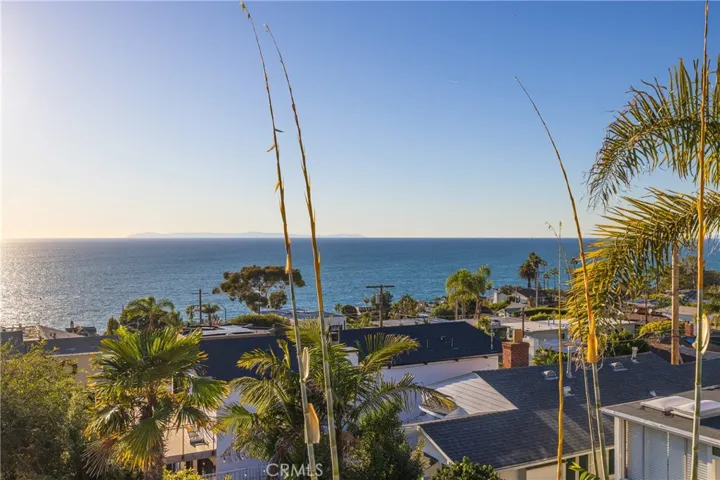 31911 Crestwood Place, Laguna Beach, California 92651