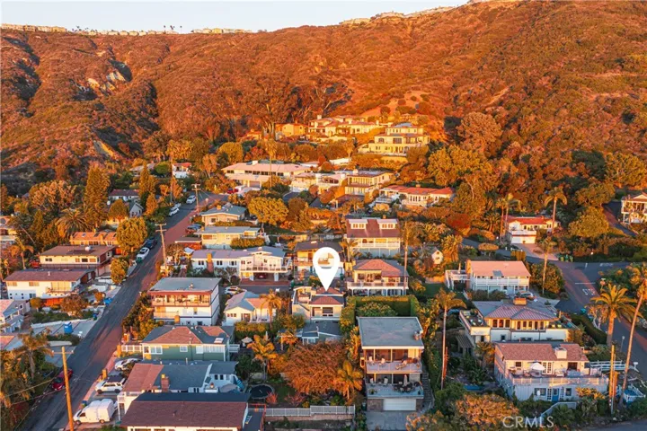 31911 Crestwood Place, Laguna Beach, California 92651