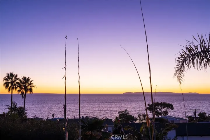 31911 Crestwood Place, Laguna Beach, California 92651