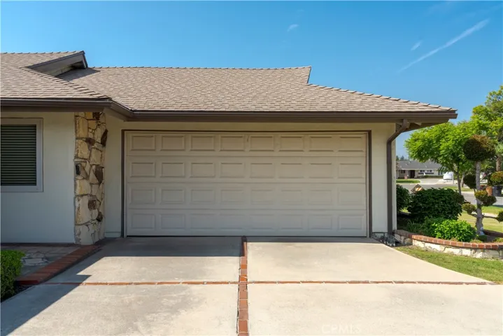 1016 El Mirador Drive, Fullerton, California 92835