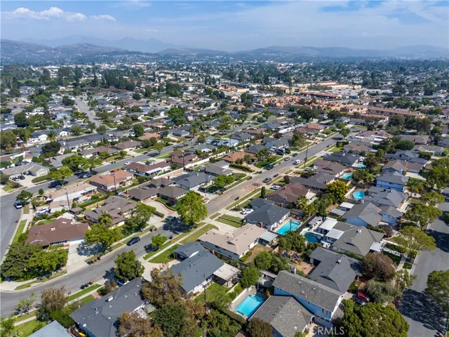 1016 El Mirador Drive, Fullerton, California 92835