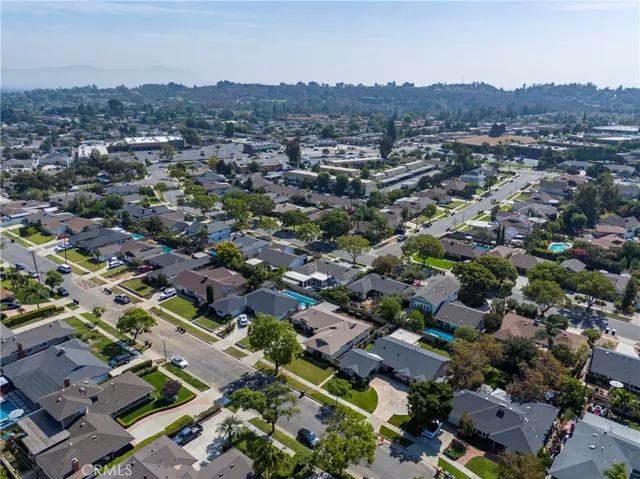 1016 El Mirador Drive, Fullerton, California 92835