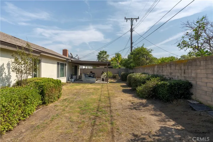 1016 El Mirador Drive, Fullerton, California 92835