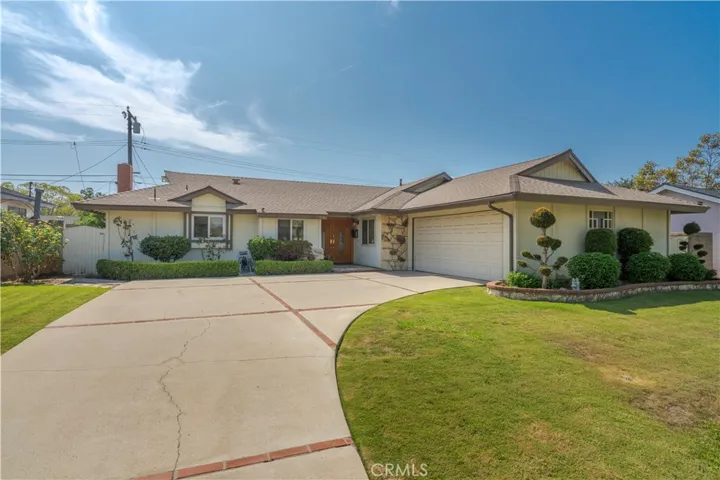 1016 El Mirador Drive, Fullerton, California 92835
