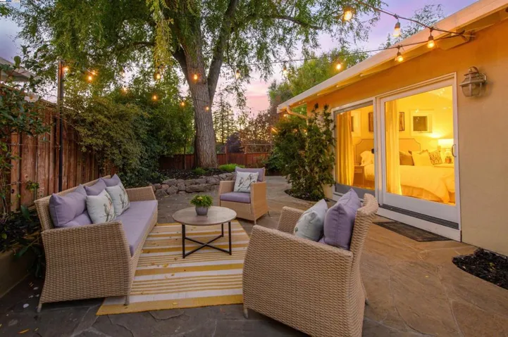 327 Christina Ct, Pleasanton, California 94566