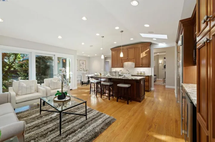 327 Christina Ct, Pleasanton, California 94566