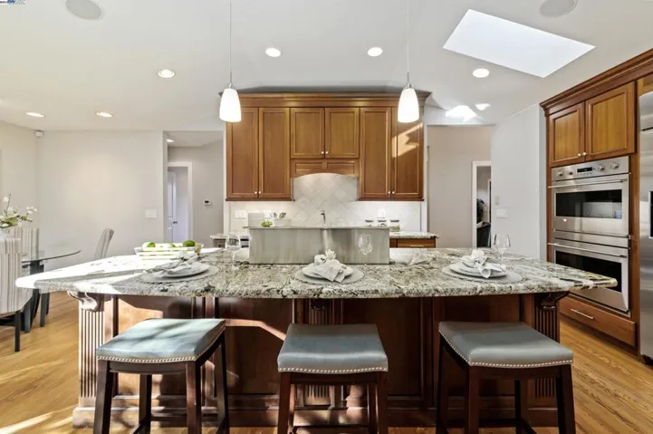 327 Christina Ct, Pleasanton, California 94566