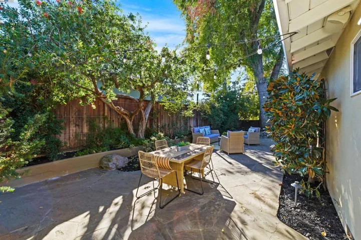 327 Christina Ct, Pleasanton, California 94566