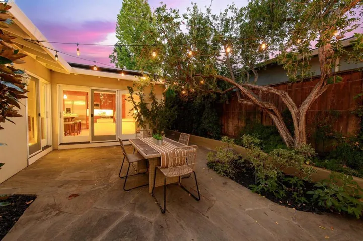 327 Christina Ct, Pleasanton, California 94566