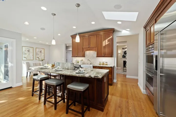 327 Christina Ct, Pleasanton, California 94566