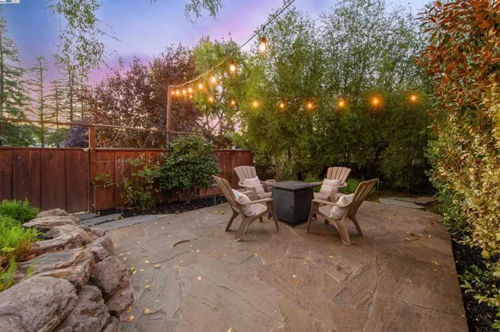 327 Christina Ct, Pleasanton, California 94566