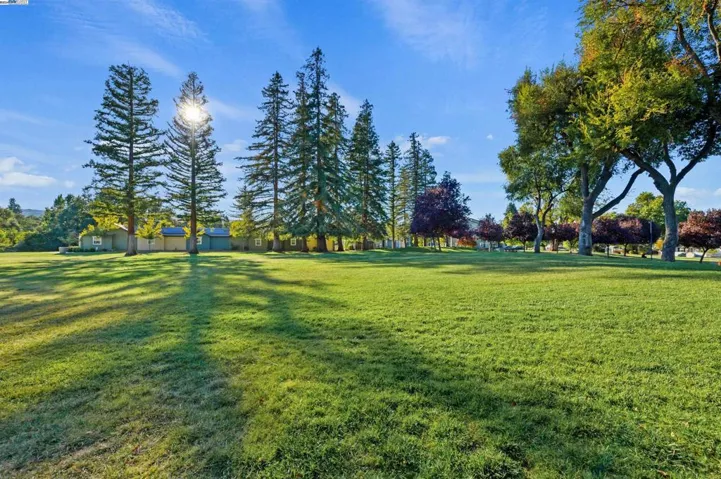 327 Christina Ct, Pleasanton, California 94566