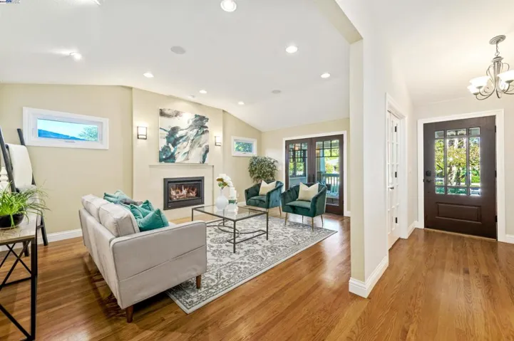 327 Christina Ct, Pleasanton, California 94566