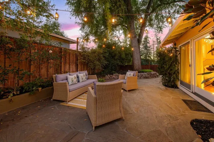 327 Christina Ct, Pleasanton, California 94566