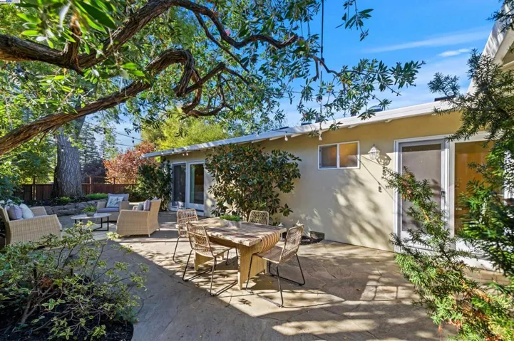 327 Christina Ct, Pleasanton, California 94566