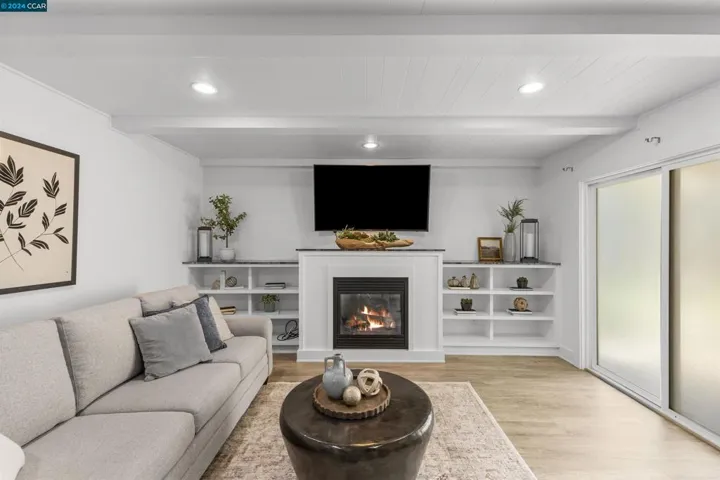72 Del Hambre Cir, Walnut Creek, California 94595