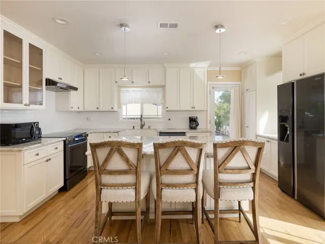 2061 Trudie Drive, Rancho Palos Verdes, California 90275