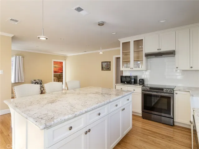 2061 Trudie Drive, Rancho Palos Verdes, California 90275