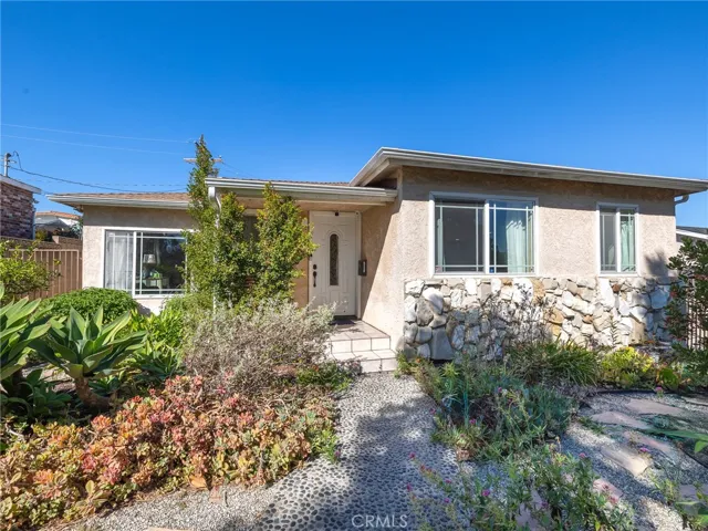 2061 Trudie Drive, Rancho Palos Verdes, California 90275