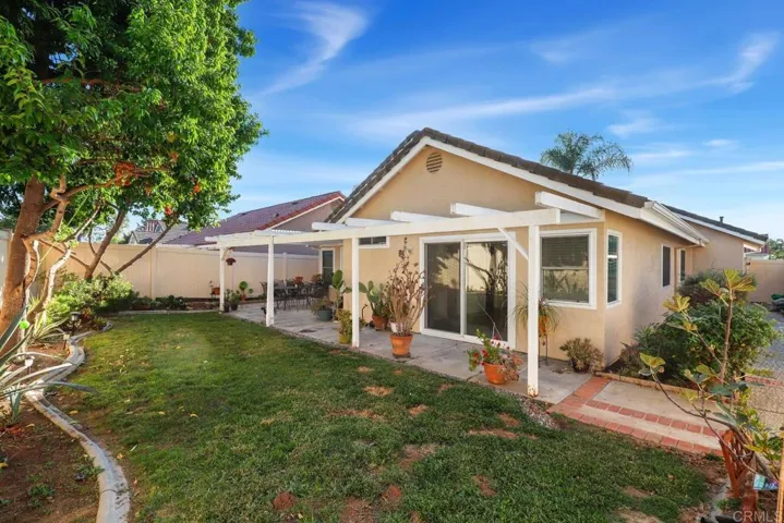 5381 Blackberry Way, Oceanside, California 92057
