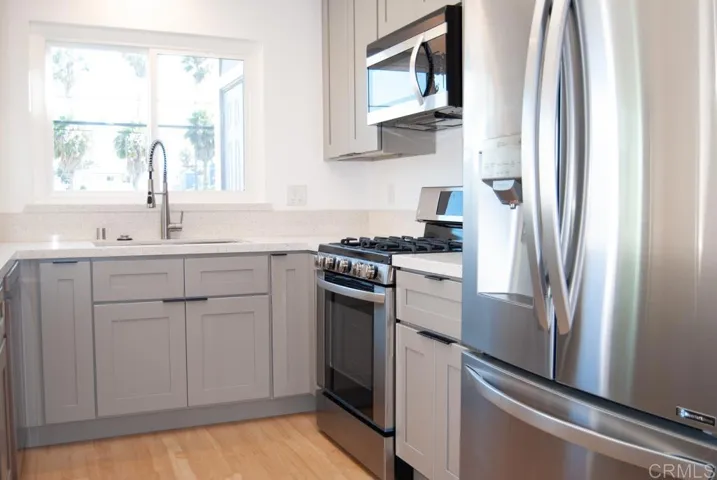 5037 Niagara Avenue, San Diego, California 92107