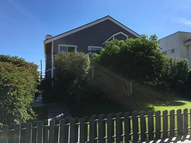 5037 Niagara Avenue, San Diego, California 92107