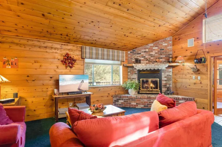 1275 Canyon Drive, Julian, California 92036