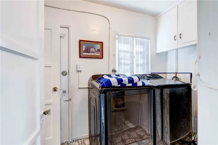 Unit 814 Laundry