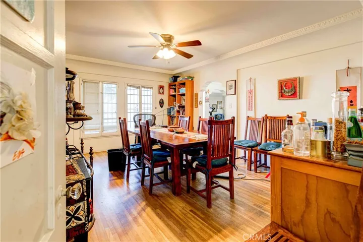 Unit 812 Formal Dining