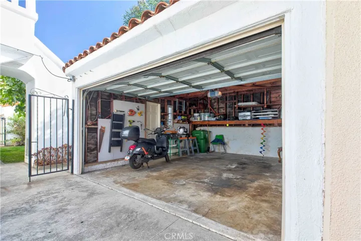 Unit 814 Garage