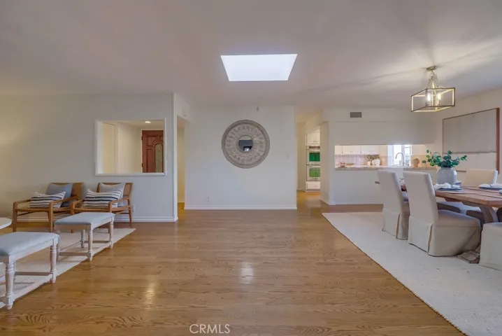 2038 Santa Rena Drive, Rancho Palos Verdes, California 90275