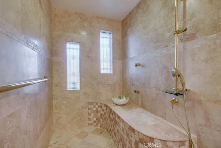 2038 Santa Rena Drive, Rancho Palos Verdes, California 90275
